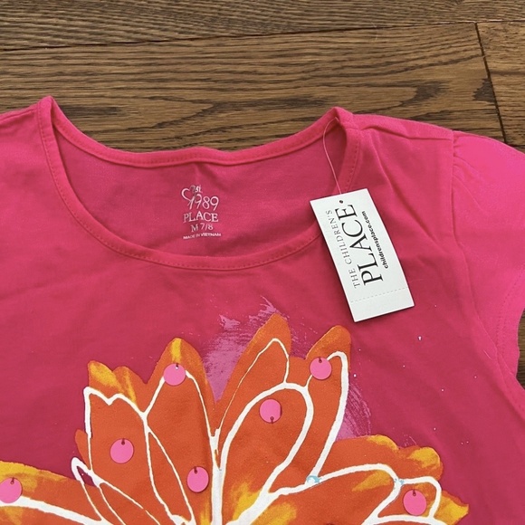 New Place t-shirt size 7/8 - Picture 4 of 4